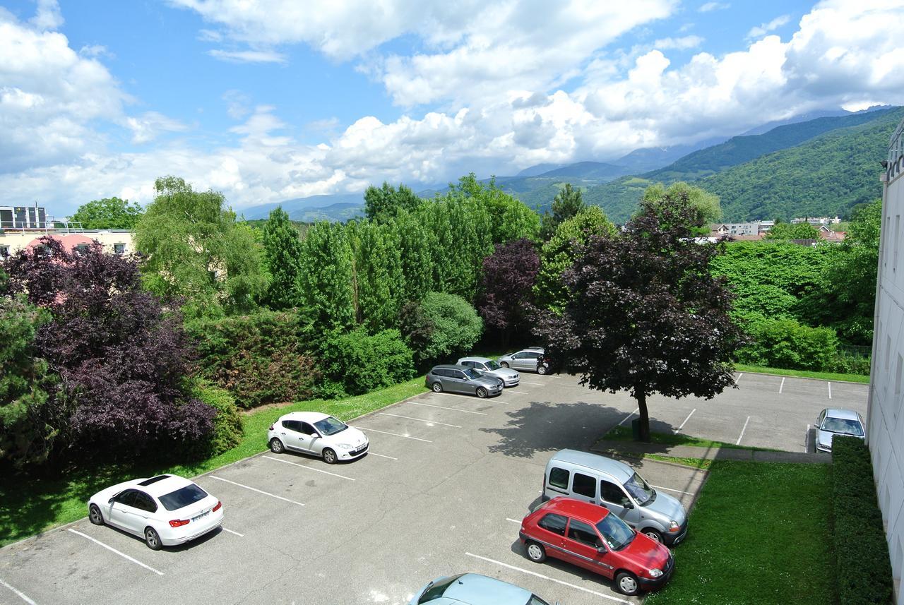 Hotelf1 Grenoble Universite Gières Εξωτερικό φωτογραφία
